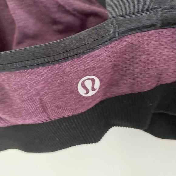 Lululemon sports bra - Picture 3 of 3